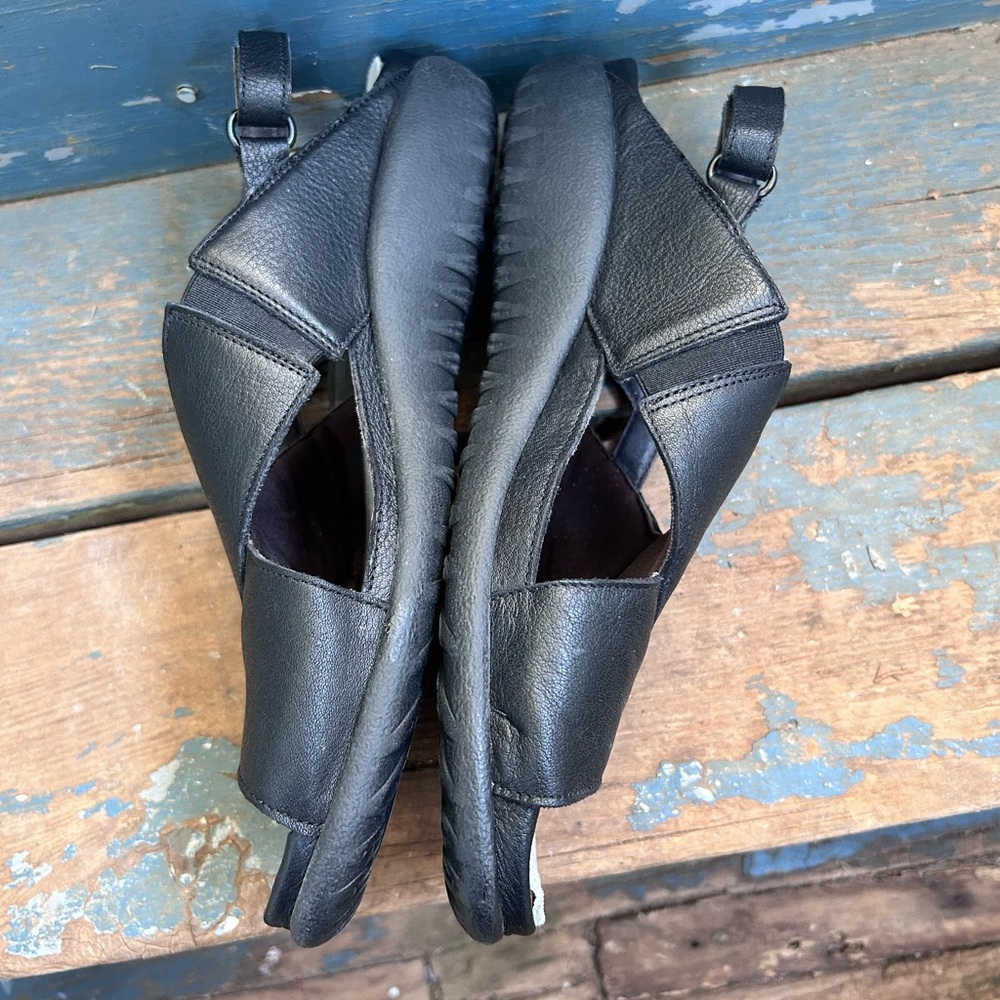 NAOT NIHO Strappy Sandal - Picture 12 of 16